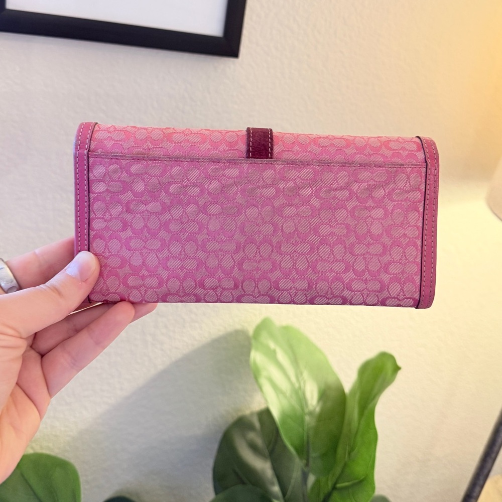 Vintage Coach Pink Y2K Jacquard Signature C Canvas/Leather Buckle Wallet - Picture 2 of 10
